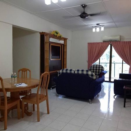 Lumut Valley Resort Condominium Exterior photo